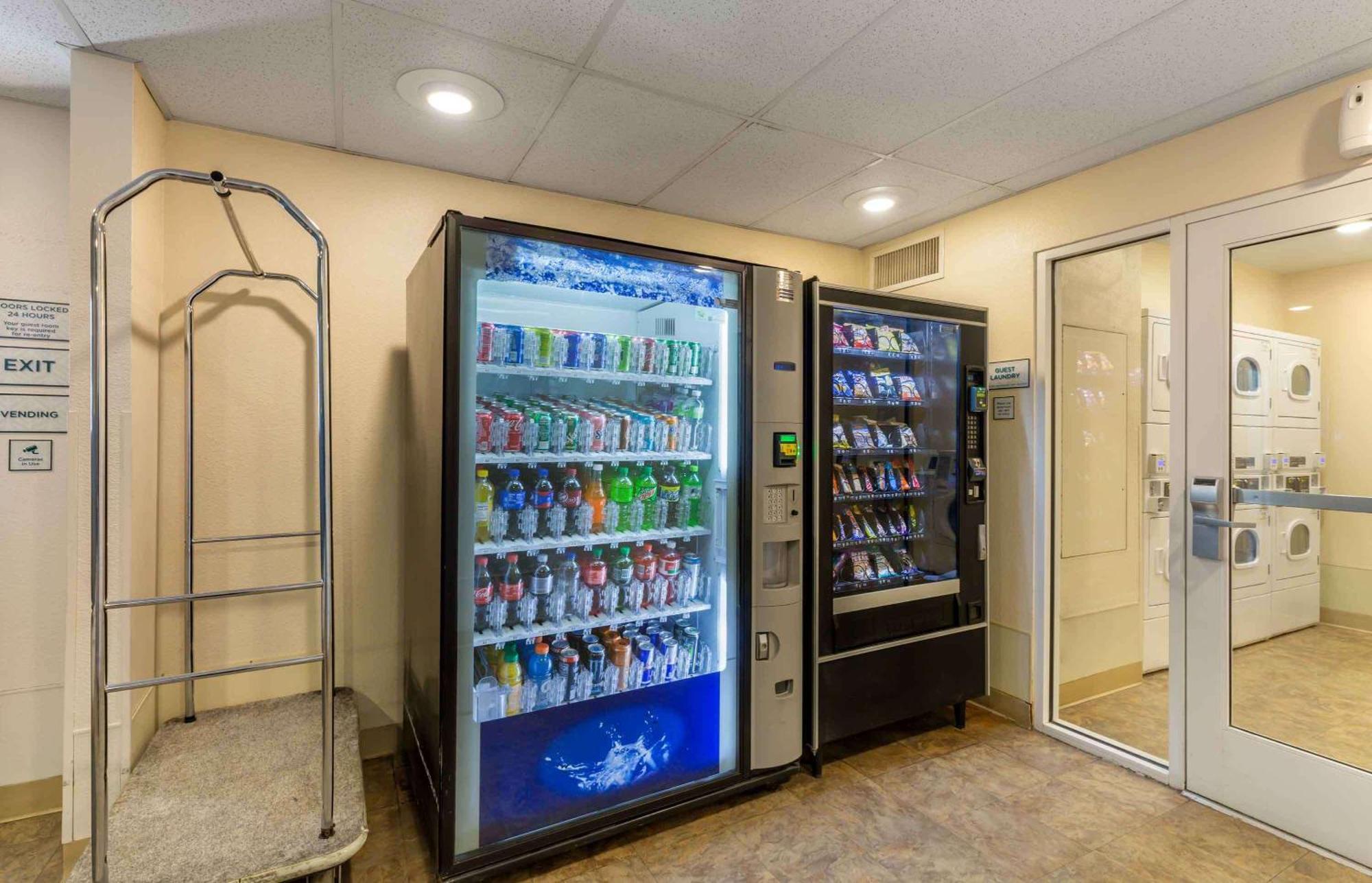 Extended Stay America Select Suites - Cleveland - Ментор Екстер'єр фото